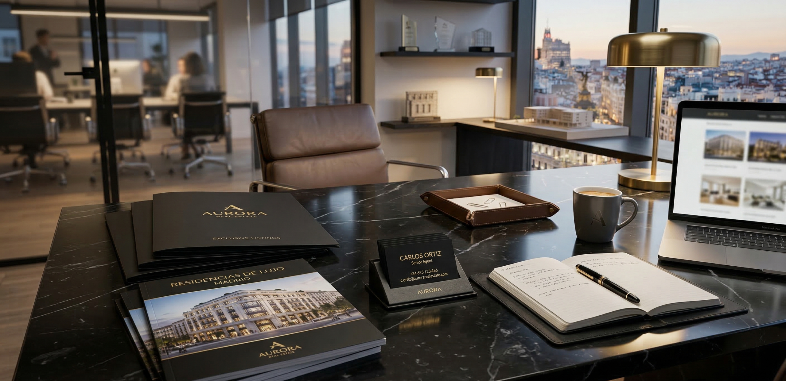 Materiales impresos premium para inmobiliaria